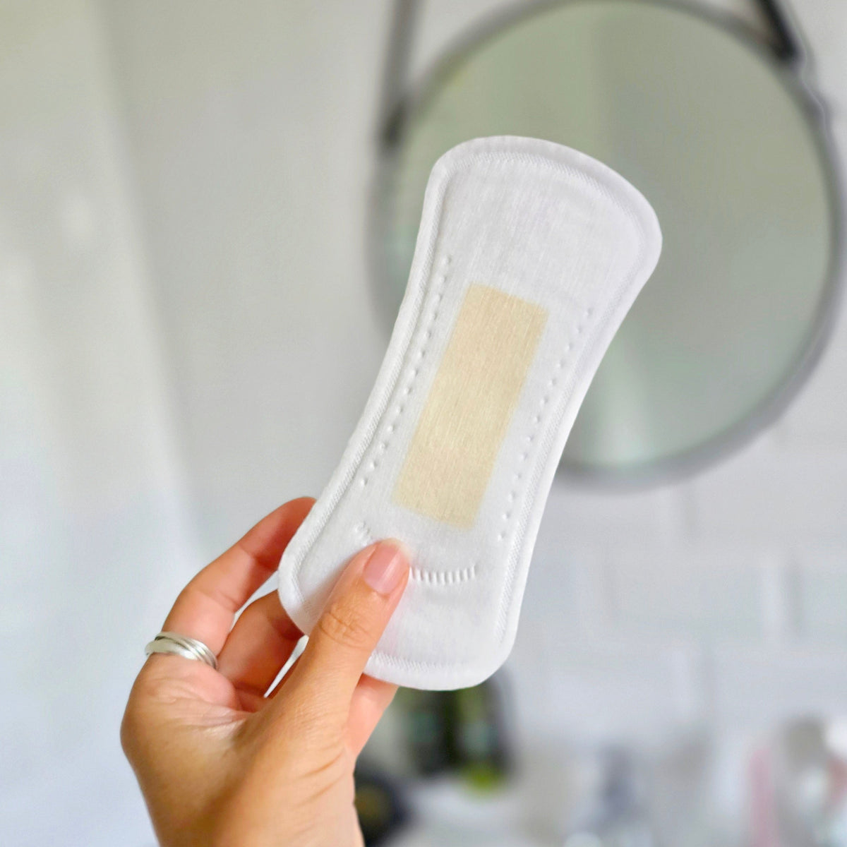 Gentle Day® Hypoallergenic Cotton Regular Long Pantyliners·