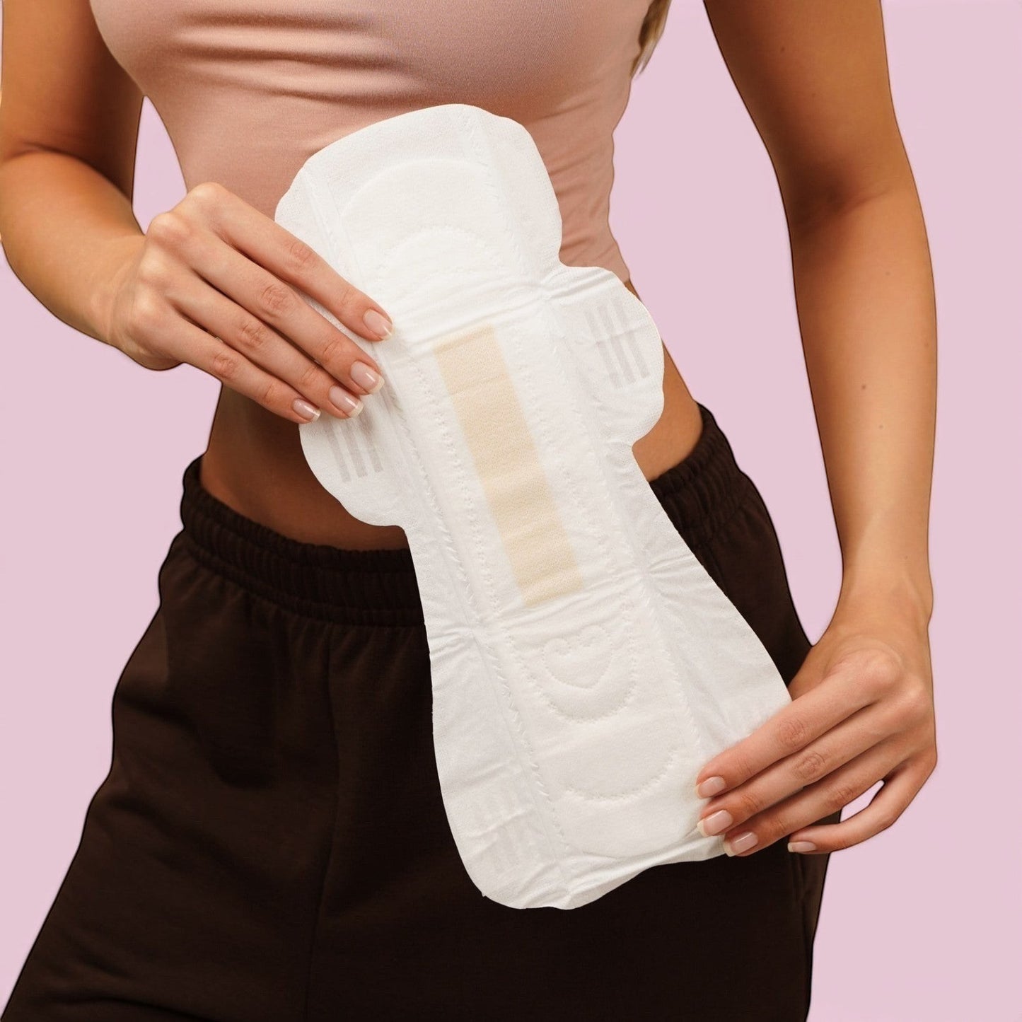 Gentle Day in South Africa organic extra heavy flow pad with wings, 360mm long, for postpartum and heavy flow.
